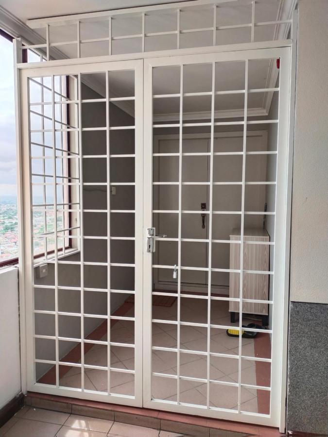 Cmk Apartmen Mutiara Tower 3 Bedroom Kota Bharu#Netflix المظهر الخارجي الصورة