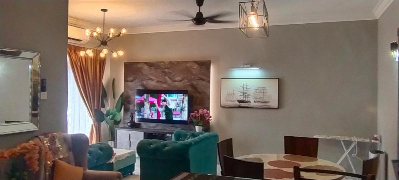 Cmk Apartmen Mutiara Tower 3 Bedroom Kota Bharu#Netflix المظهر الخارجي الصورة